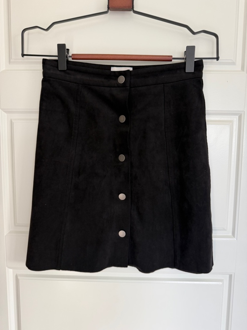 Wilfred Suede Black Button-Front Mini Skirt